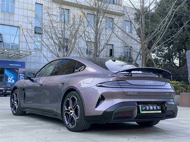 Фото 10 - Xiaomi SU7