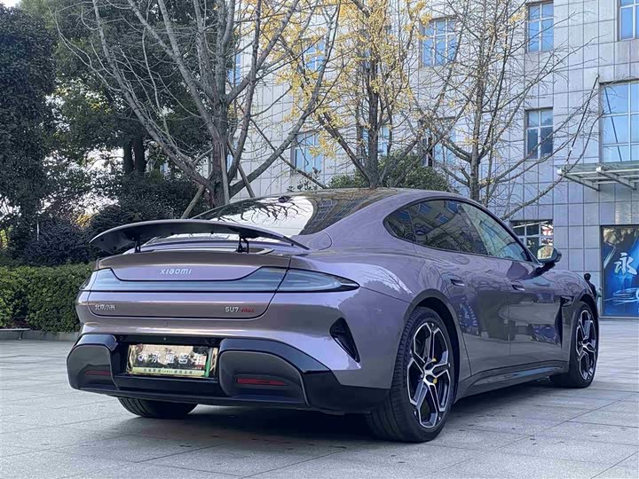 Фото 11 - Xiaomi SU7