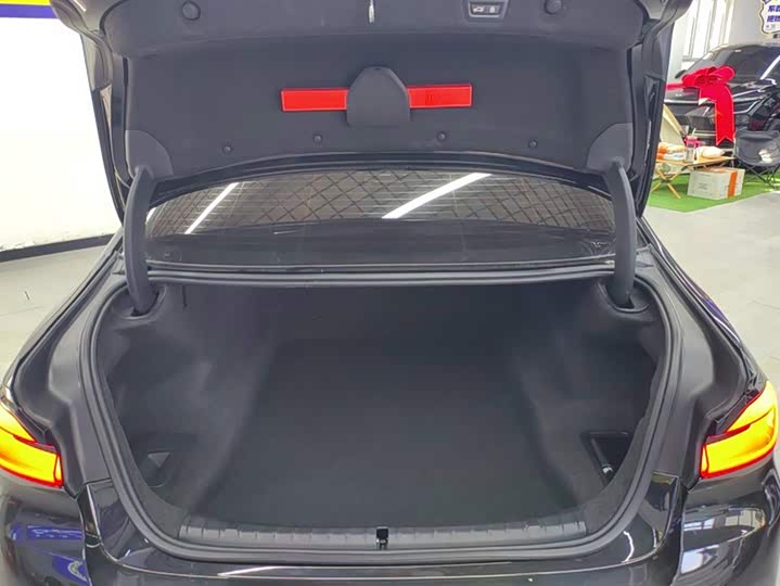 Фото 4 - BMW 5 Series