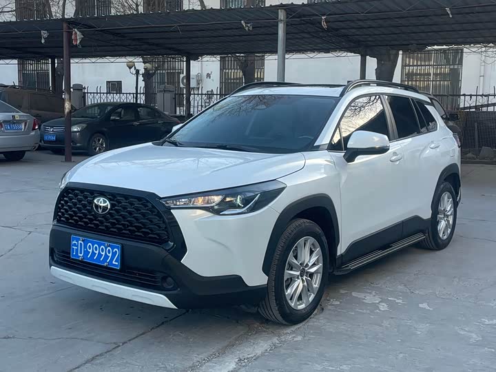 Фото 1 - Toyota Corolla Cross