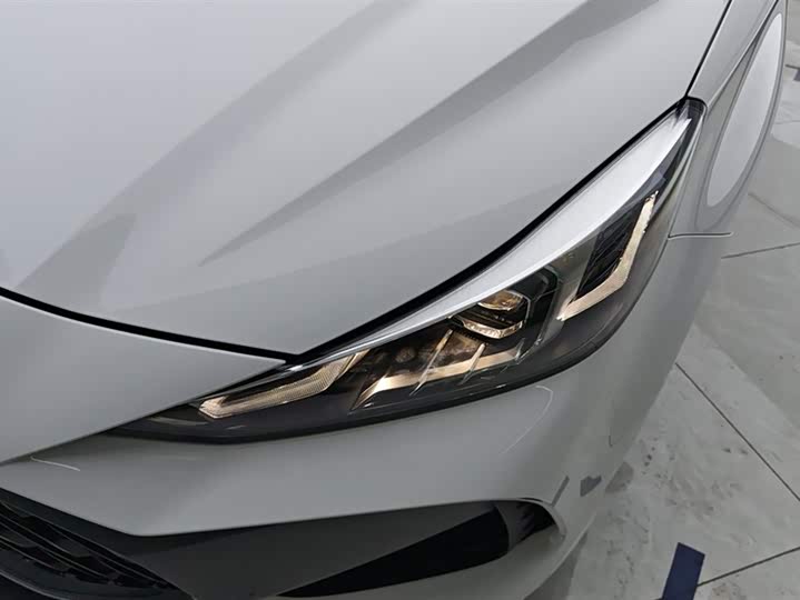 Фото 5 - MG Motor 5