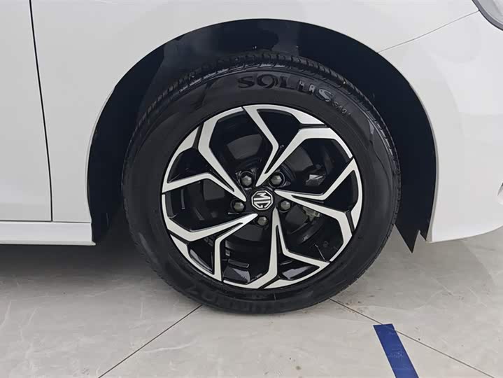 Фото 6 - MG Motor 5