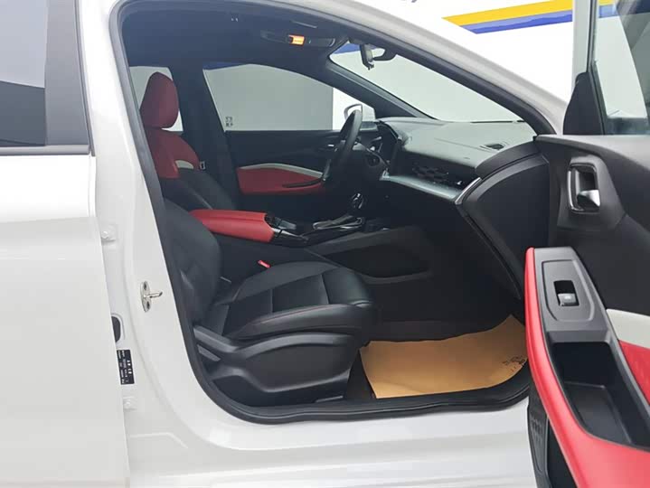 Фото 8 - MG Motor 5