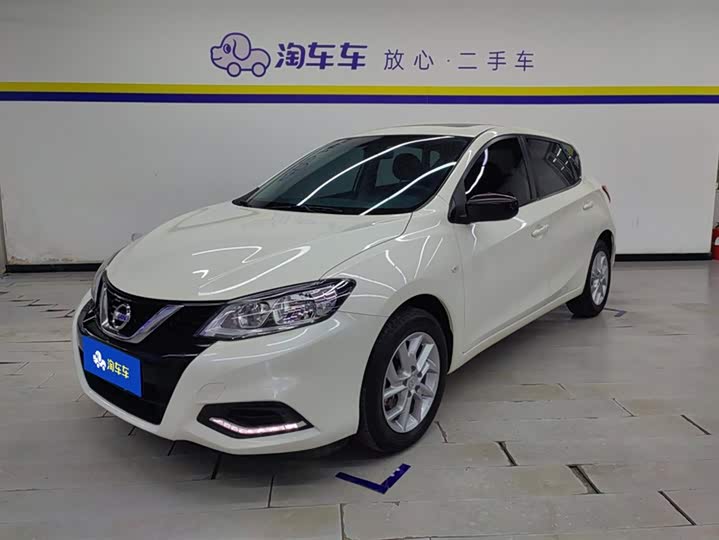 Фото 1 - Nissan Tiida