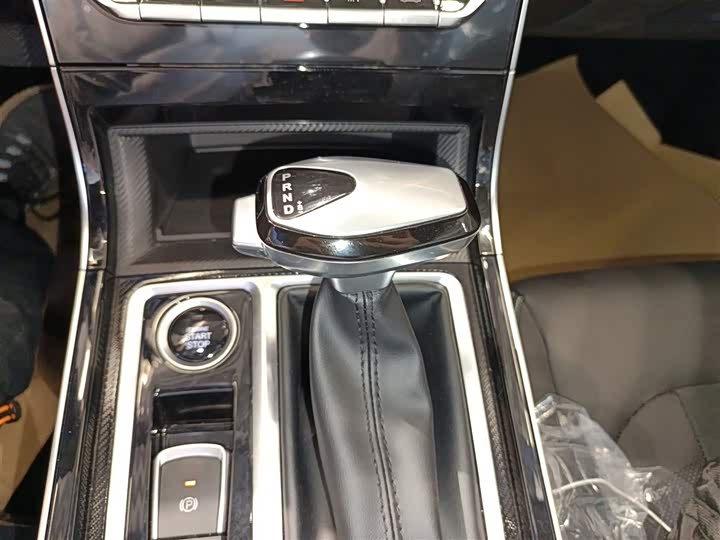 Фото 14 - JAC A5 Plus