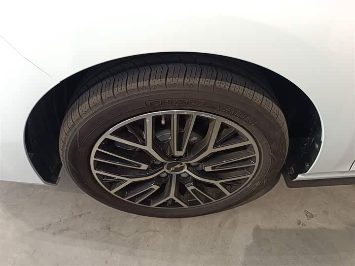 Фото 23 - JAC A5 Plus