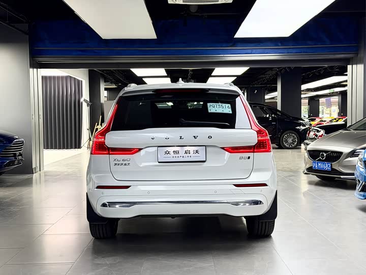 Фото 5 - Volvo XC60