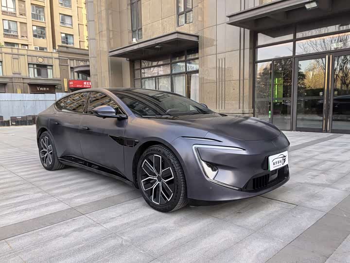 Фото 3 - Avatr 12