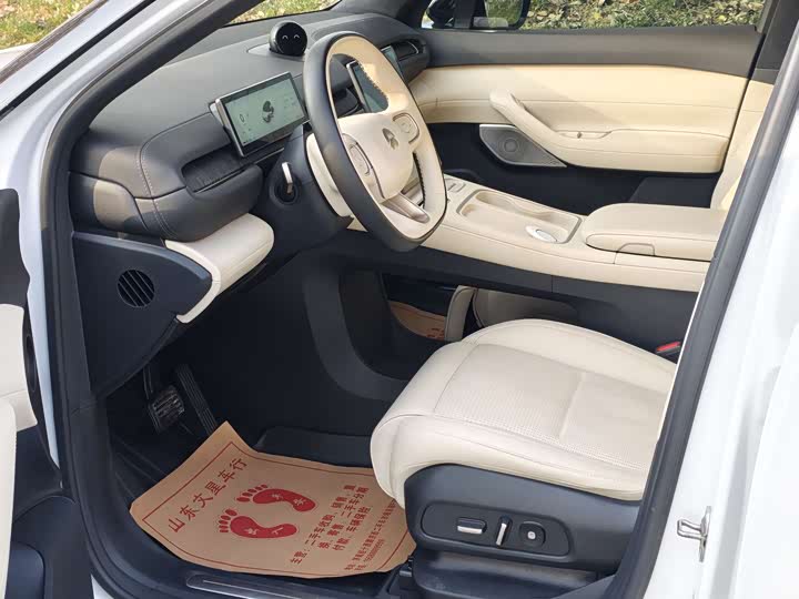 Фото 8 - Nio ES6