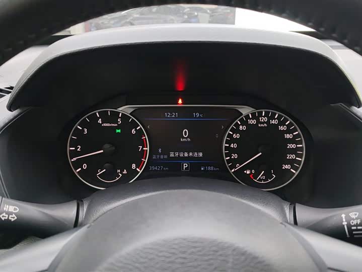 Фото 14 - Nissan Teana