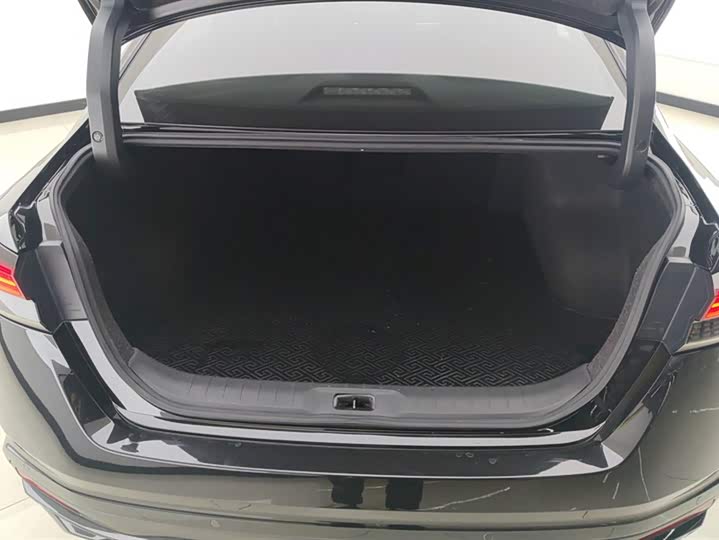 Фото 4 - Nissan Teana