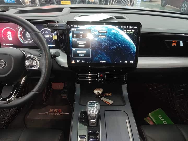 Фото 13 - GAC Trumpchi ES9
