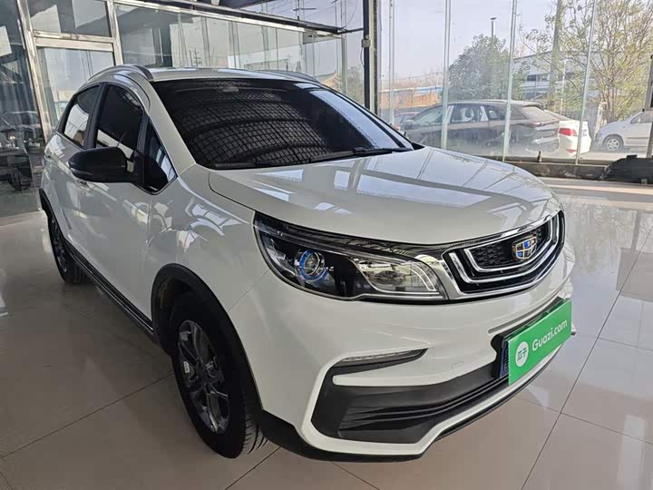 Фото 4 - Geely Vision X3