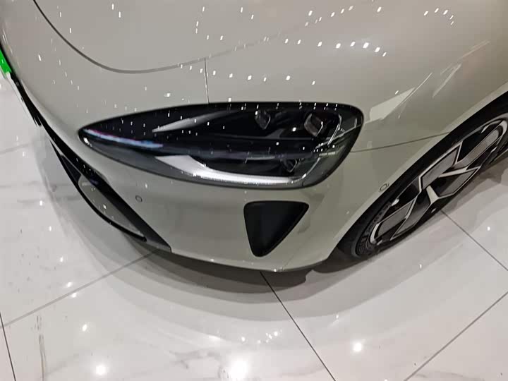 Фото 24 - Xiaomi SU7