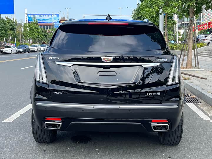 Фото 5 - Cadillac XT5