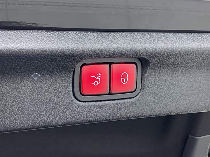 Фото 24 - Mercedes-Benz EQE