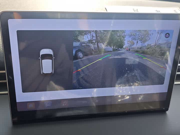 Фото 20 - Dongfeng Nammi 01