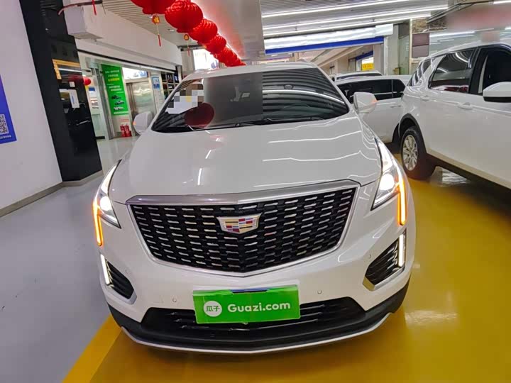 Фото 3 - Cadillac XT5