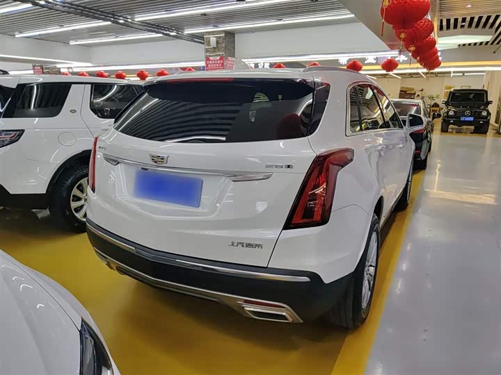 Фото 7 - Cadillac XT5