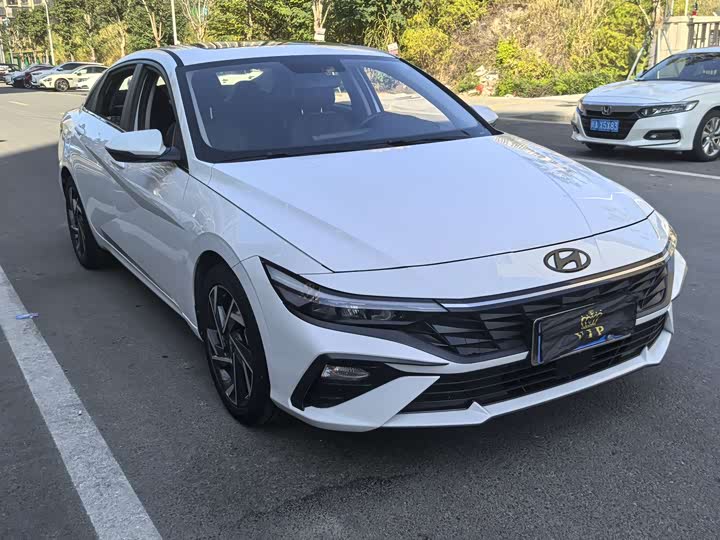 Фото 3 - Hyundai Elantra N line
