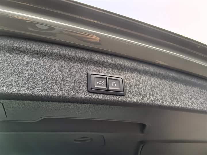 Фото 17 - Audi Q3