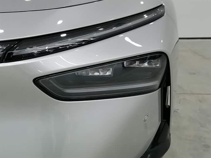 Фото 7 - XPeng F57