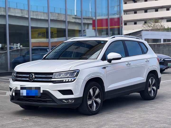 Фото 7 - Volkswagen Tharu