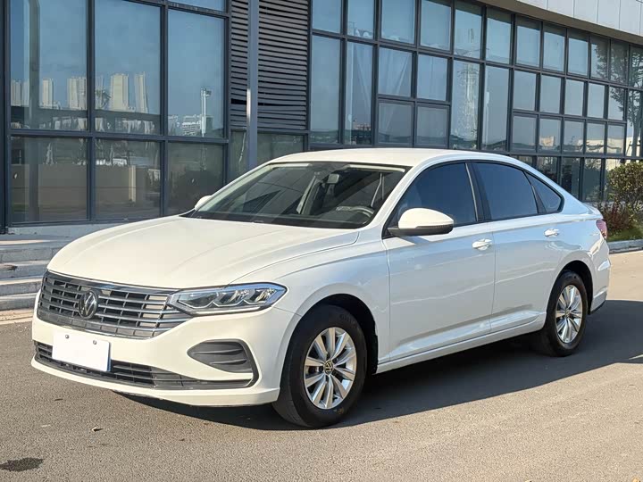 Фото 1 - Volkswagen Lavida