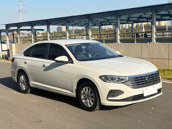 Фото 3 - Volkswagen Lavida