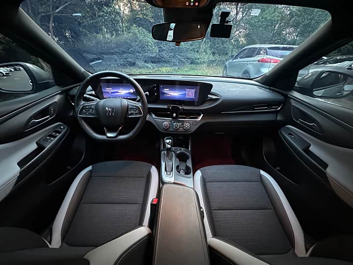 Фото 8 - Buick Envista