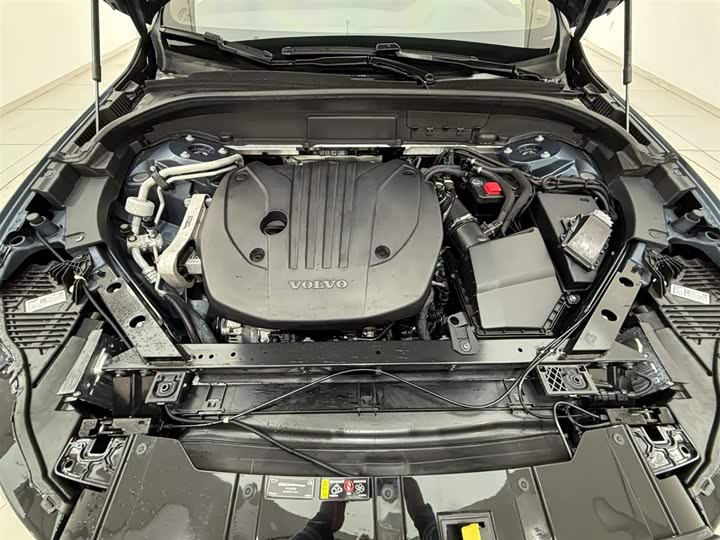 Фото 19 - Volvo XC60