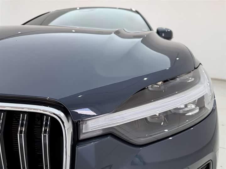 Фото 3 - Volvo XC60