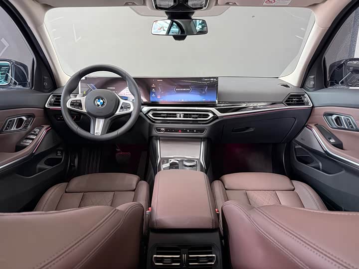 Фото 13 - BMW 3 Series