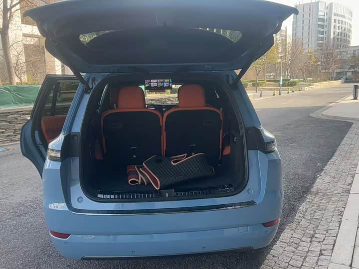 Фото 9 - LiXiang L9