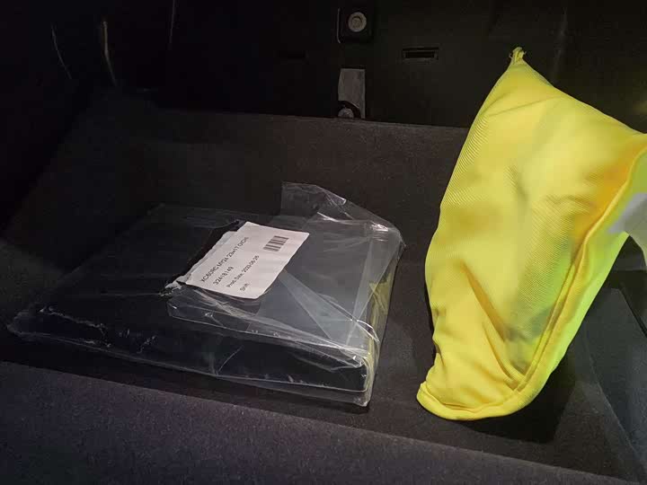 Фото 16 - Volvo XC60 Hybrid