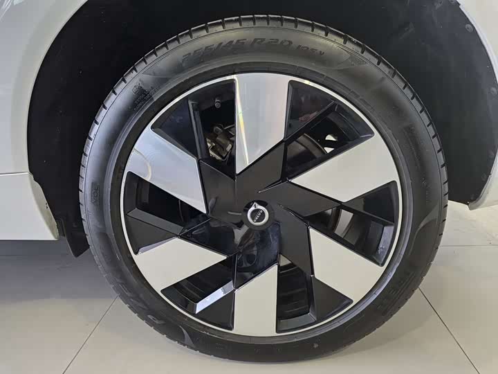 Фото 5 - Volvo XC60 Hybrid