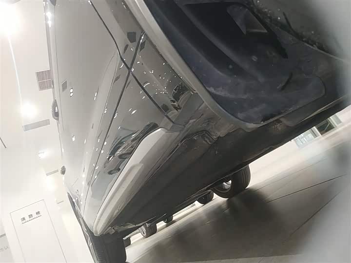 Фото 21 - Audi Q5L