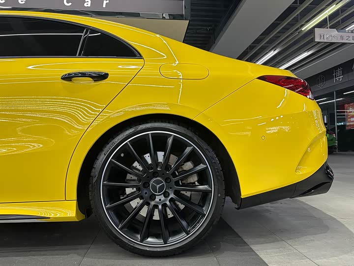 Фото 19 - Mercedes-Benz CLA-Class AMG