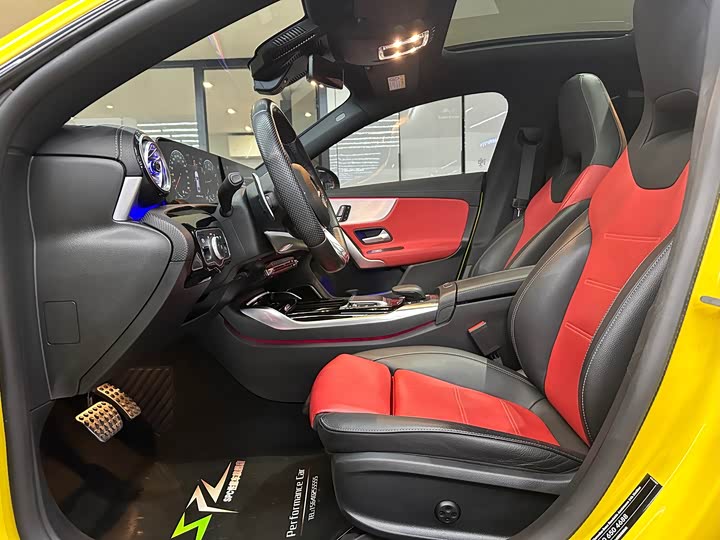 Фото 7 - Mercedes-Benz CLA-Class AMG