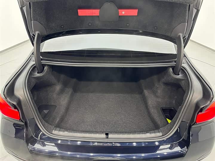 Фото 27 - BMW 5 Series