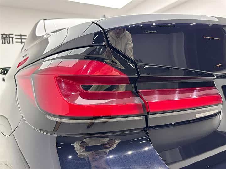 Фото 29 - BMW 5 Series