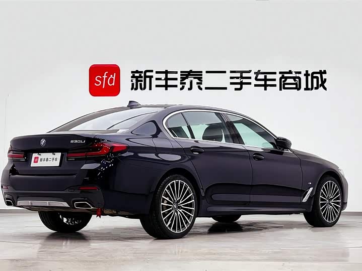 Фото 6 - BMW 5 Series