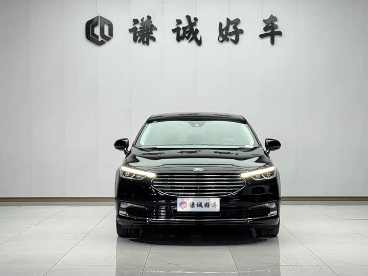 Фото 2 - Ford Taurus