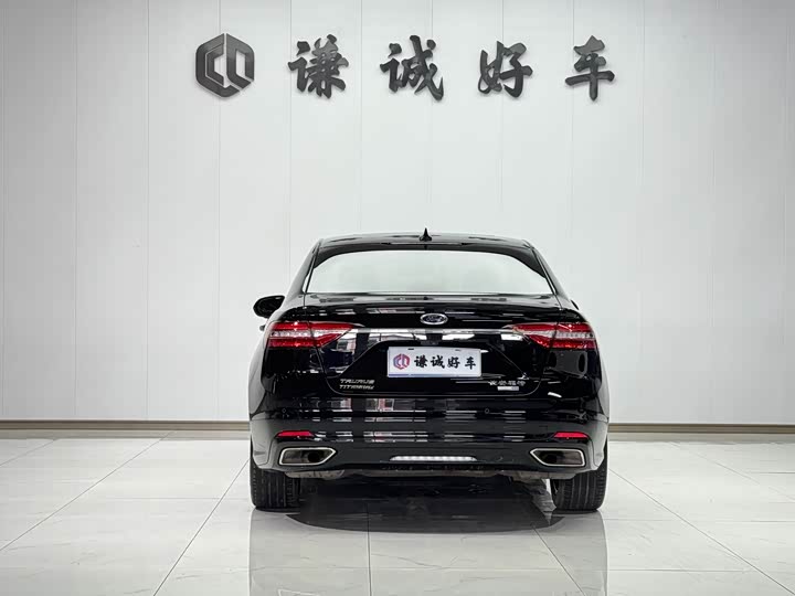 Фото 6 - Ford Taurus