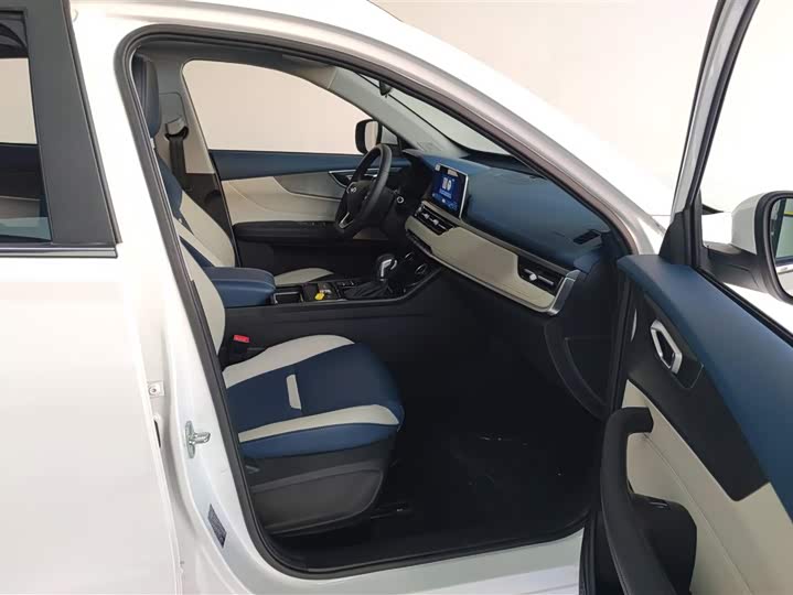 Фото 8 - Chery Tiggo 5x