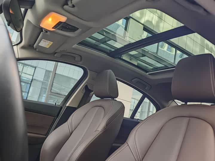 Фото 12 - BMW 1 Series