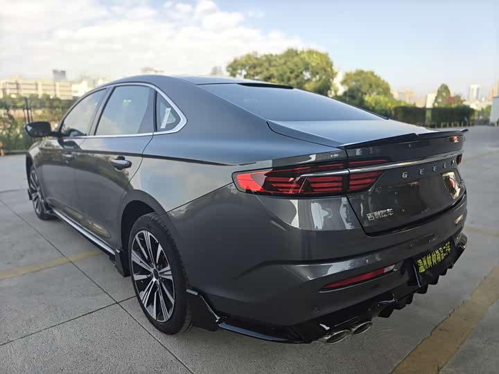 Фото 17 - Geely Preface