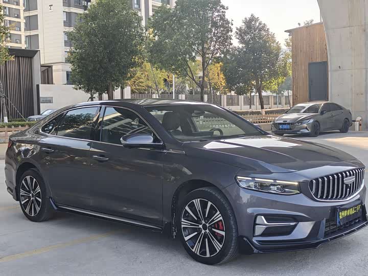 Фото 3 - Geely Preface