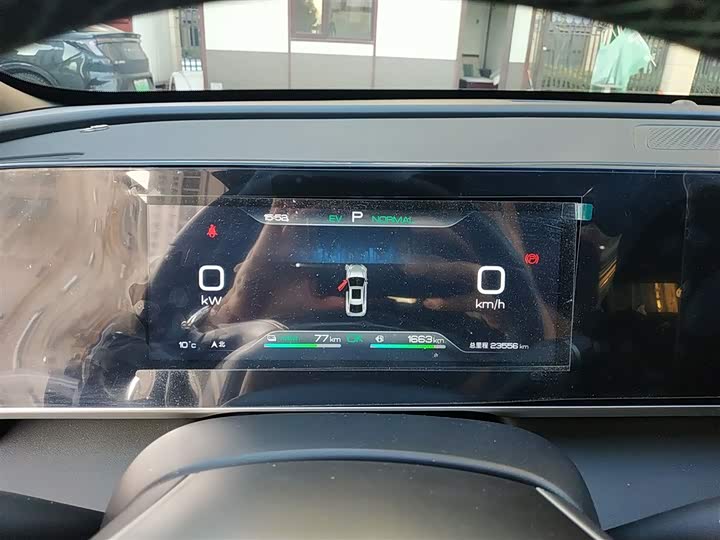 Фото 12 - BYD Qin L