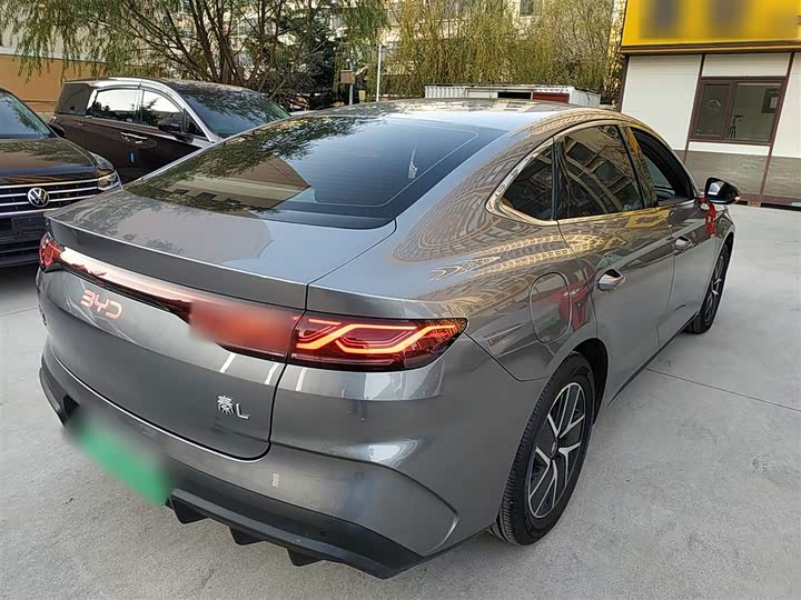 Фото 7 - BYD Qin L